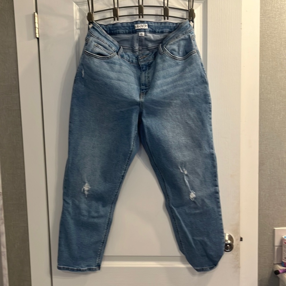 Like new Ava & Viv boyfriend jeans